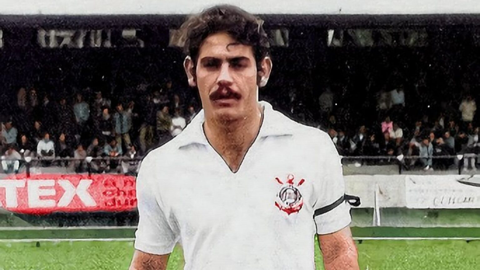 Rivelino com a camisa do Corinthians