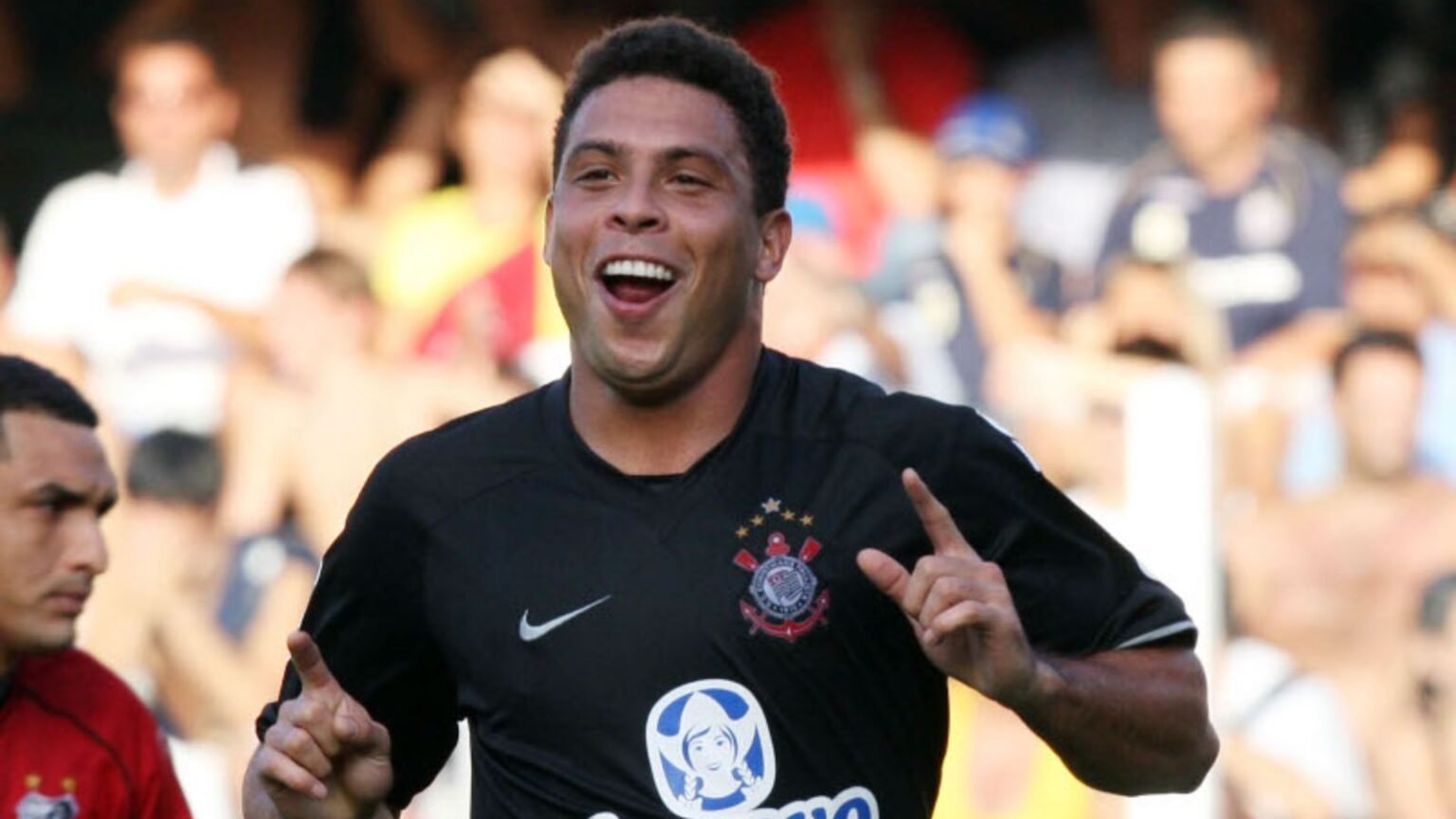 Ronaldo Fenômeno com a camisa do Corinthians